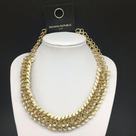 Banana Republic Jewelry - Banana Republic Clear Rhinestone & Chain Necklace